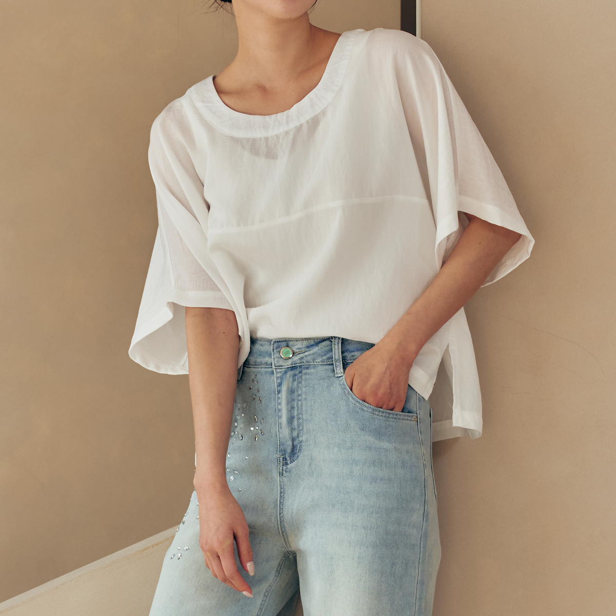 예뻐너 멜팅 투웨이 레이어드 트임 블라우스